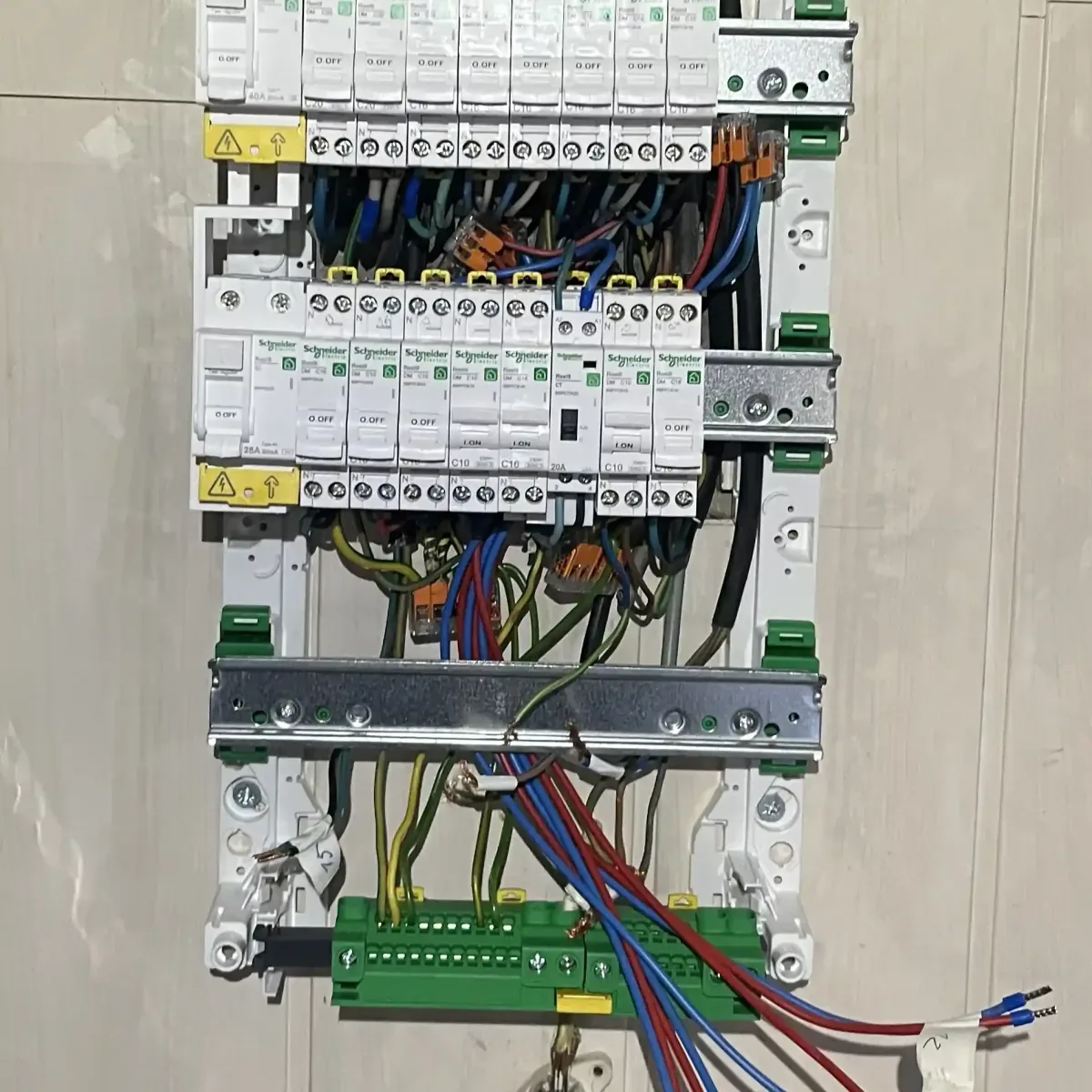 Dépannage électrique d'urgence à Rueil-Malmaison